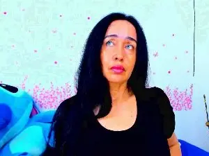 Cam4 Live Sex of BigLabbia