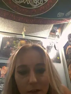 Cam4 Watch Live Sex Cams of NormaGeanXoXo