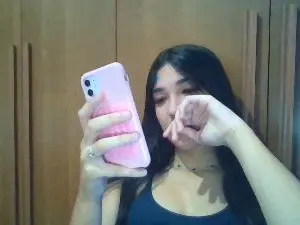 Cam4 Watch Live Sex Cams of alice22