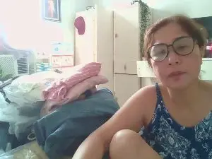 Cam4 Live Sex Cam of Sweetasian74