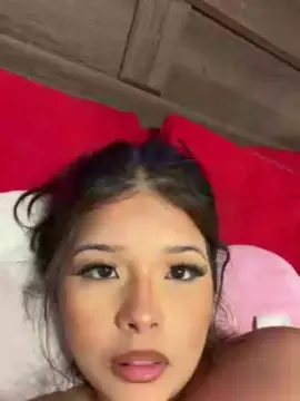 Cam4 Live Sex of pearlina18
