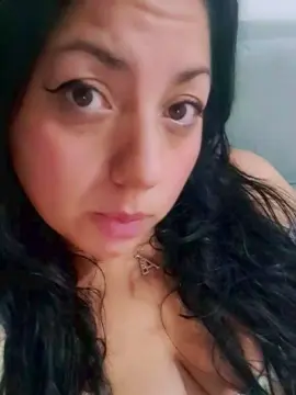Cam4 Nude Webcam of bella_milf1