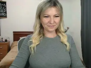 Cam4 Live Sex Cam of ParadiseAlina