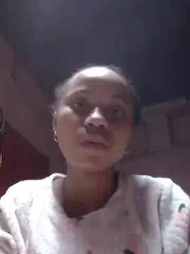 Cam4 Live Sex Cam of Rowane1