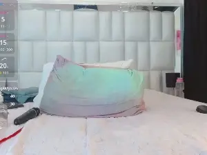 Cam4 Adult Webcam of Adriana_Lowell