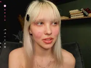 Cam4 Adult Webcam of Summer_Lilac