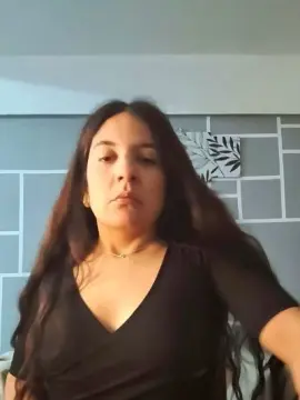 Cam4 Live Sex of MoiraKiss