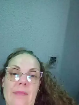 Cam4 Live Sex of LolaBunny87