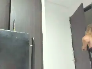 Cam4 Free Porn Cam of indiraachannell