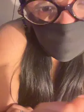 Cam4 Nude Webcam of Quiqui28