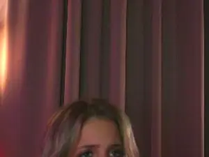 Cam4 Best live sex cam show of EllamaeWerley