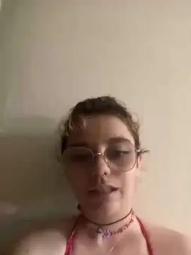 Cam4 Free Porn Cam of Emy_2002