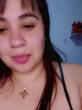 Cam4 Adult Video Chat of Giulicurvy