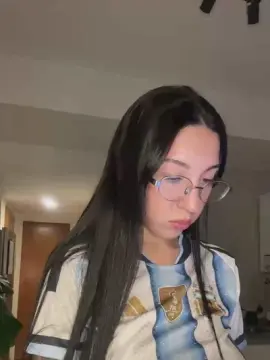 Cam4 Watch Live Sex Cams of babylola33