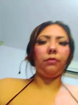 Cam4 Watch Live Sex Cams of selena_1