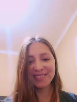 Cam4 Free Live Porn of Divahot1