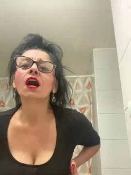 Cam4 Nude Webcam of Monttychilena