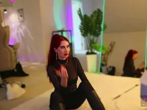 Cam4 Live Sex of MadamAlexa
