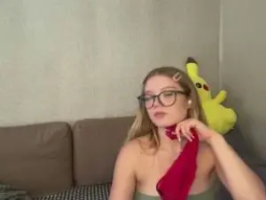 Cam4 Free Live Porn of MargLandquist