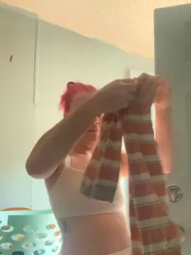 Cam4 Live Sex of cherry2fyneee
