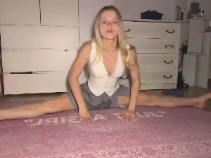Cam4 Live Sex Cam of SuWangerin