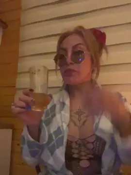 Cam4 Sex Chat of charlotte_milf3