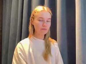 Cam4 Sex Cam of LilliamToo