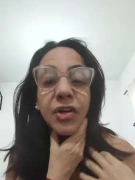 Cam4 Live Sex Cam of Milfchic
