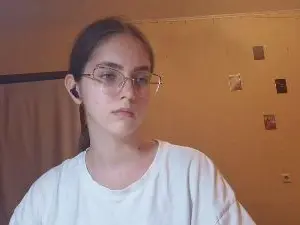 Cam4 Best Webcam of RoxanaKneisler
