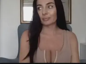 Cam4 Live Sex of sensual_Stella