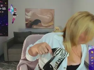 Cam4 Adult Webcams of Lili_Crossi