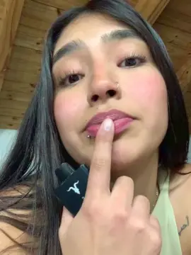 Cam4 Live Sex of Miel98
