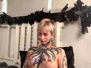 Cam4 Sex Cam of LaylaBortner