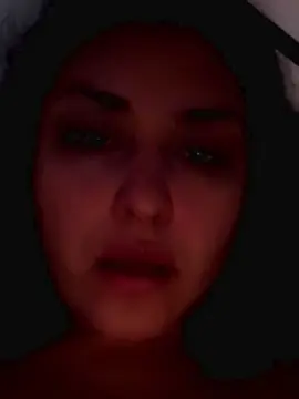 Cam4 Live Porn of ari_5
