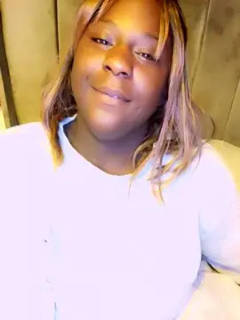 Cam4 Free Live Porn of MelaninQueenRee