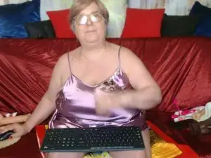 Cam4 Nude Webcam of QueenPammy