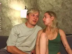 Cam4 Live Porn of Rebecca_David