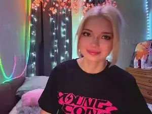Cam4 Best live sex cam show of JuneVevea