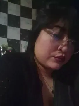 Cam4 Free Porn Cam of yamila36