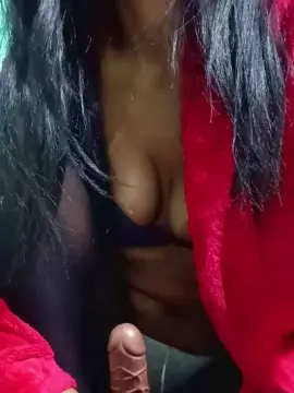 Cam4 Watch Live Sex Cams of Avotra02