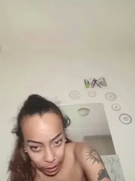 Cam4 Nude Webcam of elleblue_sexy