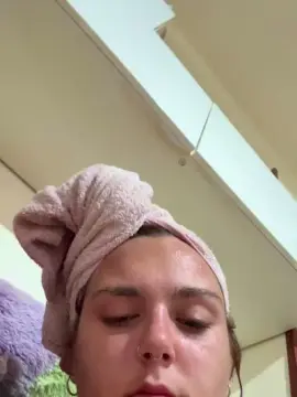 Cam4 Free Live Porn of sara024