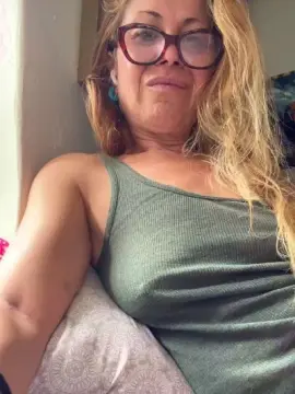Cam4 Free Live Porn of Kinkibubble