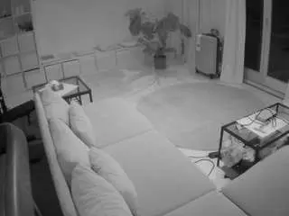 Camsoda Free Porn Cam of voyeurcam-julmodels-living-4