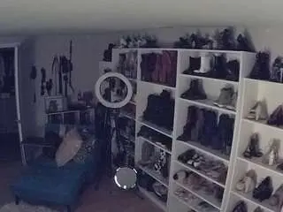 Camsoda Live Sex Cam of voyeurcam-missoliviablack-03