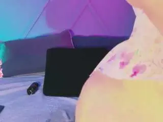 Camsoda Live Porn of emmajohnss