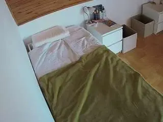 Camsoda Free Live Porn of voyeurcam-julmodels-greybed-1