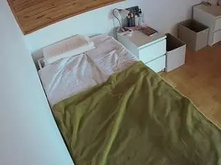 Camsoda Live Porn of voyeurcam-julmodels-greybed-1