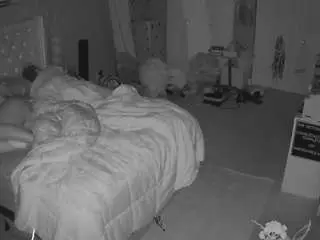 Camsoda Adult Webcam of voyeurcam-house-charleys-room