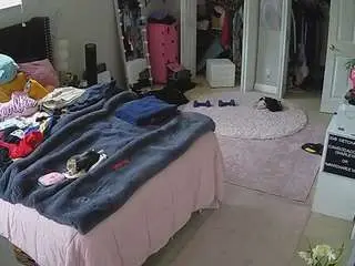 Camsoda Live Sex Cam of voyeurcam-house-charleys-room